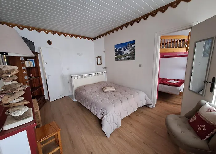 Duplex Cosy - Charme Et Confort A 100 Metres Des Thermes Et Des Sentiers Appartement